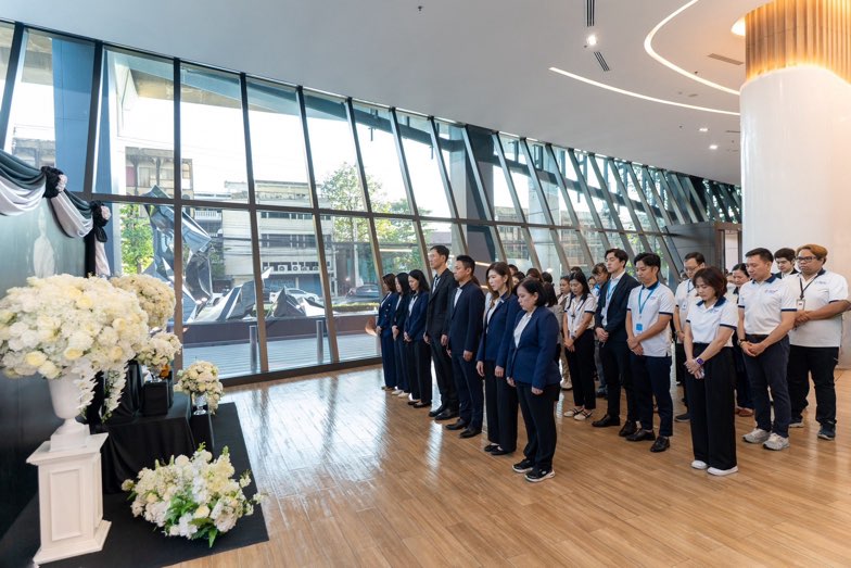 กรุงเทพประกันชีวิต จัดพิธีบำเพ็ญกุศล 100 วันอุทิศถวายแด่สมเด็จพระนางเจ้าสิริกิติ์ พระบรมราชินีนาถพระบรมราชชนนีพันปีหลวง น้อมรำลึกในพระมหากรุณาธิคุณ