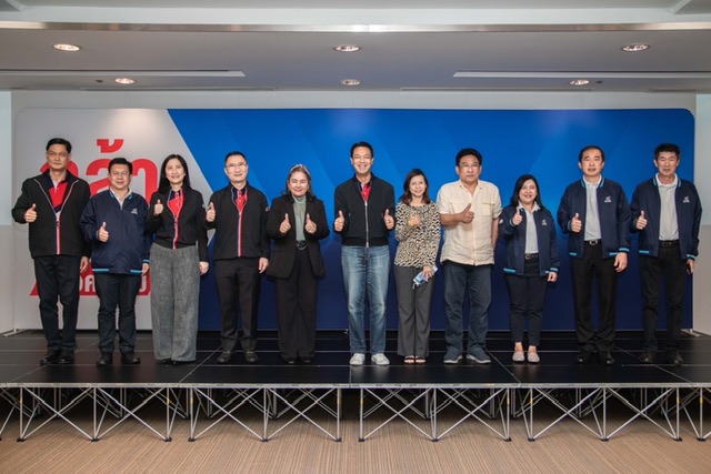 EXIM BANK เปิด “คลินิก EXIM เพื่อคนตัวเล็ก” บูรณาการพันธมิตรแก้หนี้ เติมทุน สร้างผู้ส่งออกSMEs ขับเคลื่อนเศรษฐกิจไทย