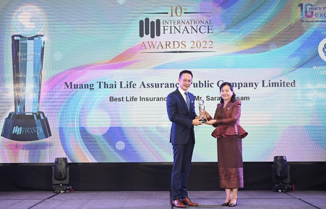 “สาระ ล่ำซำ” คว้ารางวัลสุดยอดผู้นำองค์กร “Best Life Insurance CEO - Mr. Sara Lamsam”จากInternational Finance Magazine ประเทศอังกฤษ