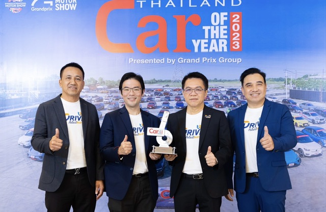 ทีทีบีไดรฟ์ คว้ารางวัล สุดยอดแบรนด์สินเชื่อยานยนต์ EV“BEST EV FINANCE BRAND 2023” ตอกย้ำความเป็นผู้นำตลาดสินเชื่อ EVมุ่งมั่นให้คนไทยเข้าถึงยานยนต์พลังงานไฟฟ้าได้ง่ายขึ้น