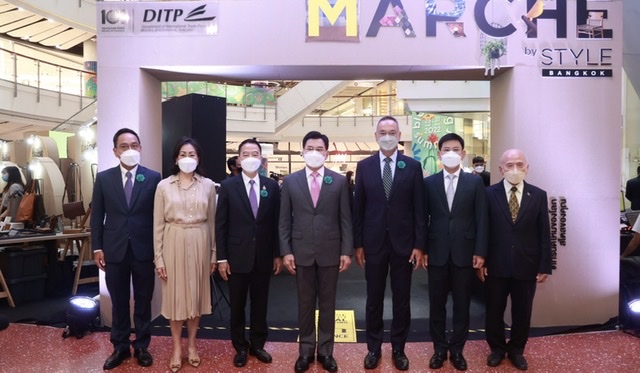 จุรินทร์ เปิดงานแสดงสินค้า The Marché by STYLE Bangkok 2022โชว์เคสสินค้า BCG ไทยโดนใจตลาดโลก เร่งดันสินค้าไลฟ์สไตล์โตเพิ่มร้อยละ 7.5