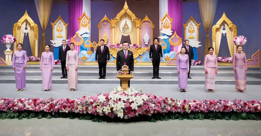 ถวายพระพรชัยมงคล สมเด็จพระนางเจ้าสุทิดา พัชรสุธาพิมลลักษณ พระบรมราชินี