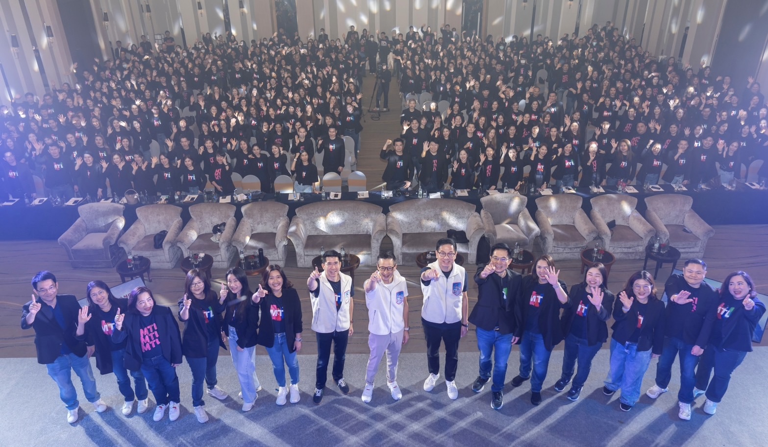 เมืองไทยประกันชีวิต จัดงาน “MTLBancassurance Kick Off 2025”ภายใต้ธีม  “Breakthrough Our Limits From Good to Great”ก้าวข้ามทุกลิมิต เพื่อพิชิตเป้าหมายที่ยิ่งใหญ่ร่วมกัน