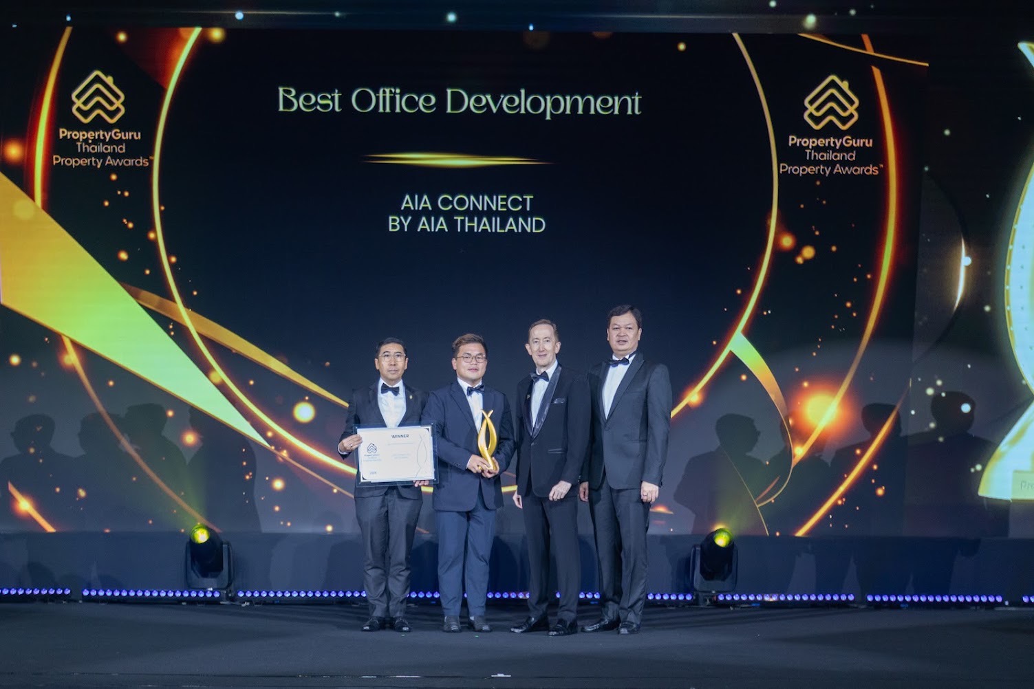 AIA CONNECT ผงาดคว้า 2 รางวัลใหญ่จากเวที PropertyGuru Thailand Property Awards 2026ตอกย้ำความมุ่งมั่นของ เอไอเอ ประเทศไทย ในการลงทุนอสังหาริมทรัพย์คุณภาพเพื่ออนาคต