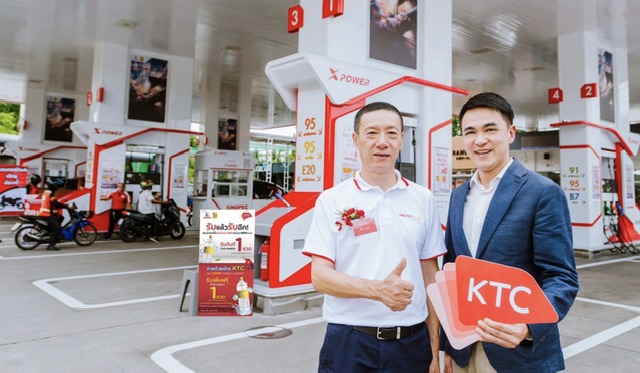 เคทีซี ร่วมเปิดตัวสถานีบริการน้ำมันไซโนเปค ซัสโก้ แห่งแรกในไทย 