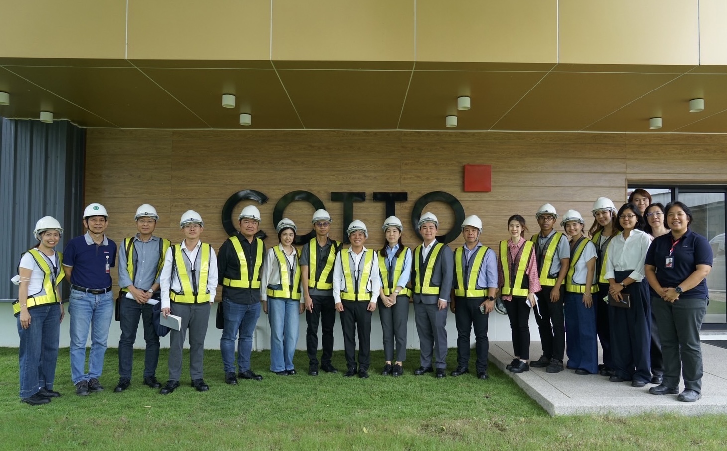 SCGD สร้างความเชื่อมั่นนักลงทุน เยี่ยมชมโรงงานโชว์แกร่งเดินหน้า ฝ่าวิกฤตด้วยต้นทุน-นวัตกรรมตอบโจทย์