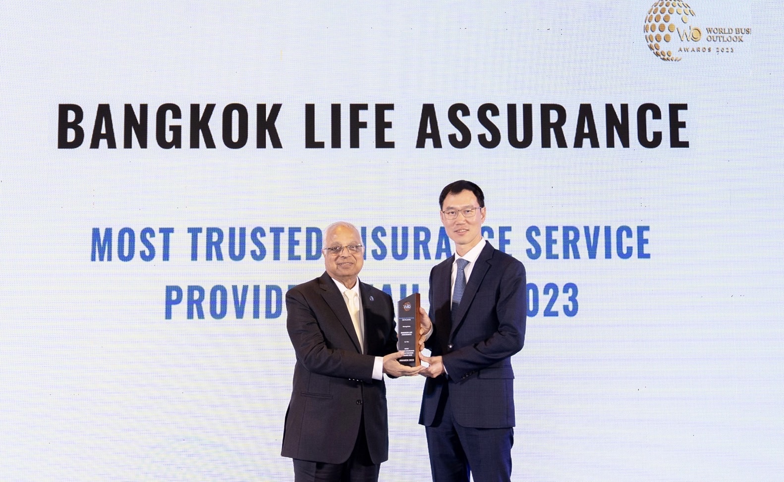 กรุงเทพประกันชีวิต คว้ารางวัล Most Trusted Insurance Service Provider Thailand 2023ตอกย้ำผู้นำธุรกิจประกันชีวิตที่ลูกค้าวางใจในบริการ