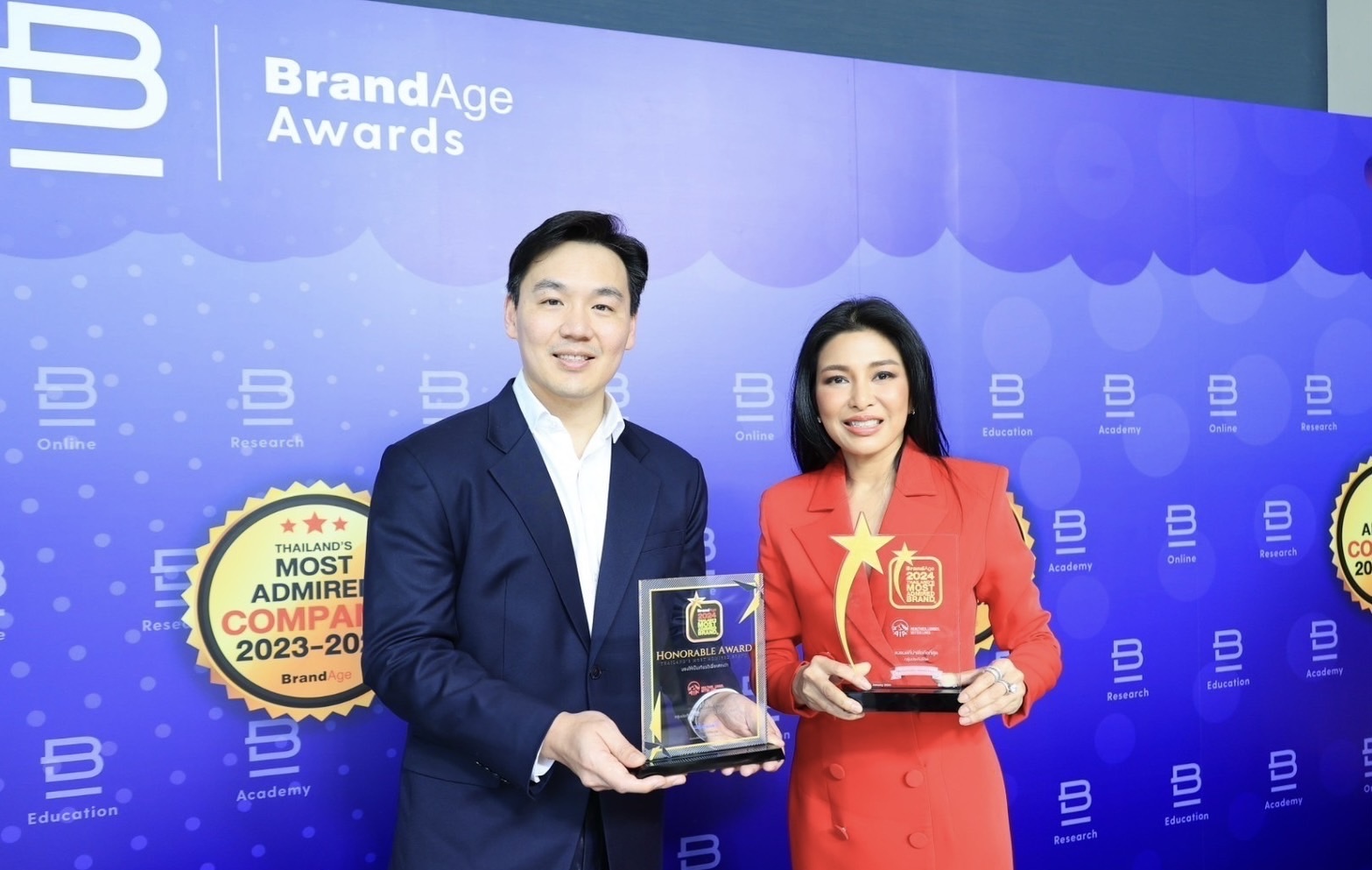 เอไอเอ ประเทศไทย คว้า 4 รางวัลสุดยอดแบรนด์และบริษัทที่น่าเชื่อถือที่สุดจากเวที Thailand's Most Admired Company และ Thailand's Most Admired Brand 2024 โดยนิตยสาร BrandAge