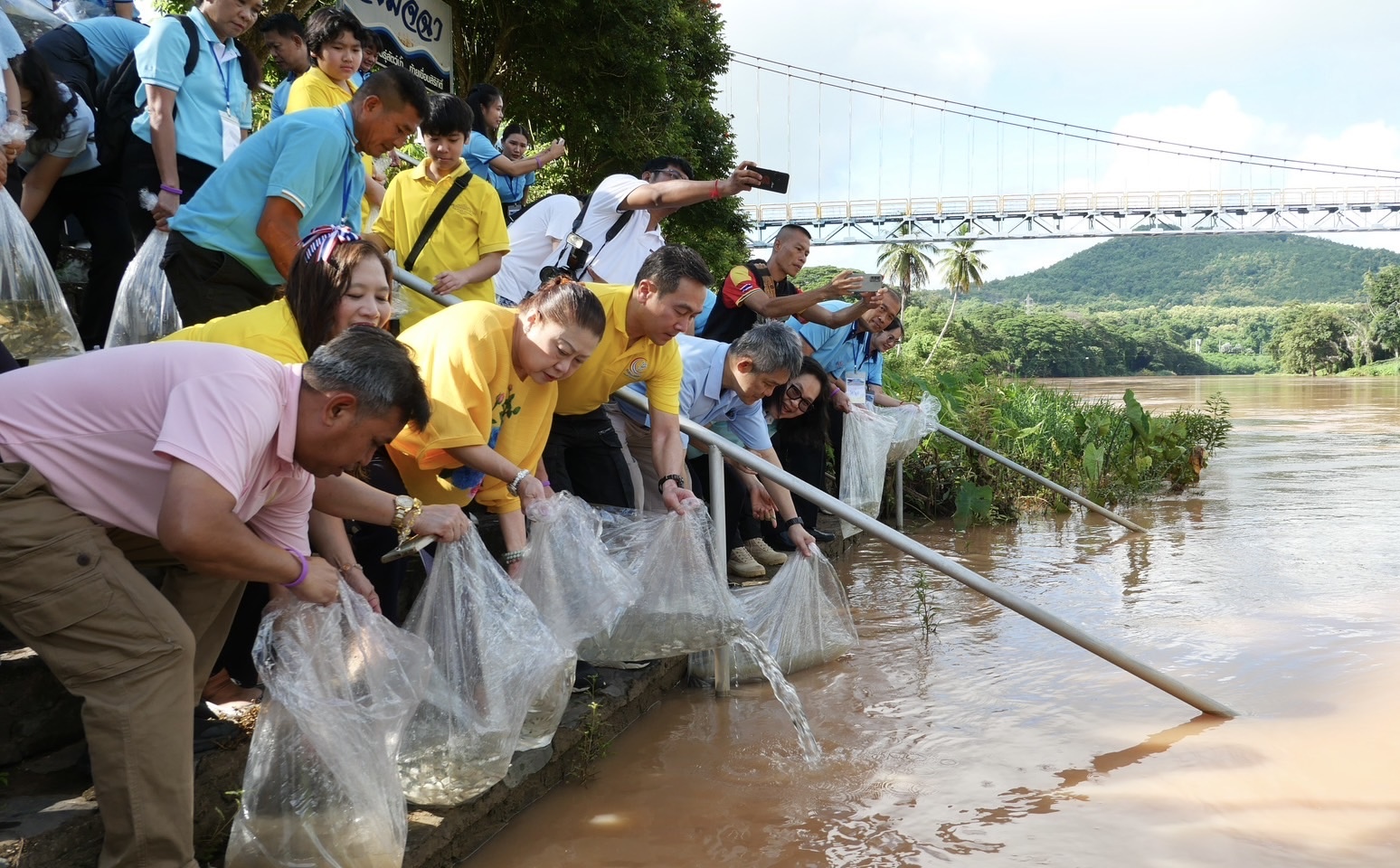 ทิพยประกันภัย สืบสานงานพระพันปีหลวง ต่อยอด Soft Power ไทย  “นุ่งซิ่น กินทุเรียน”