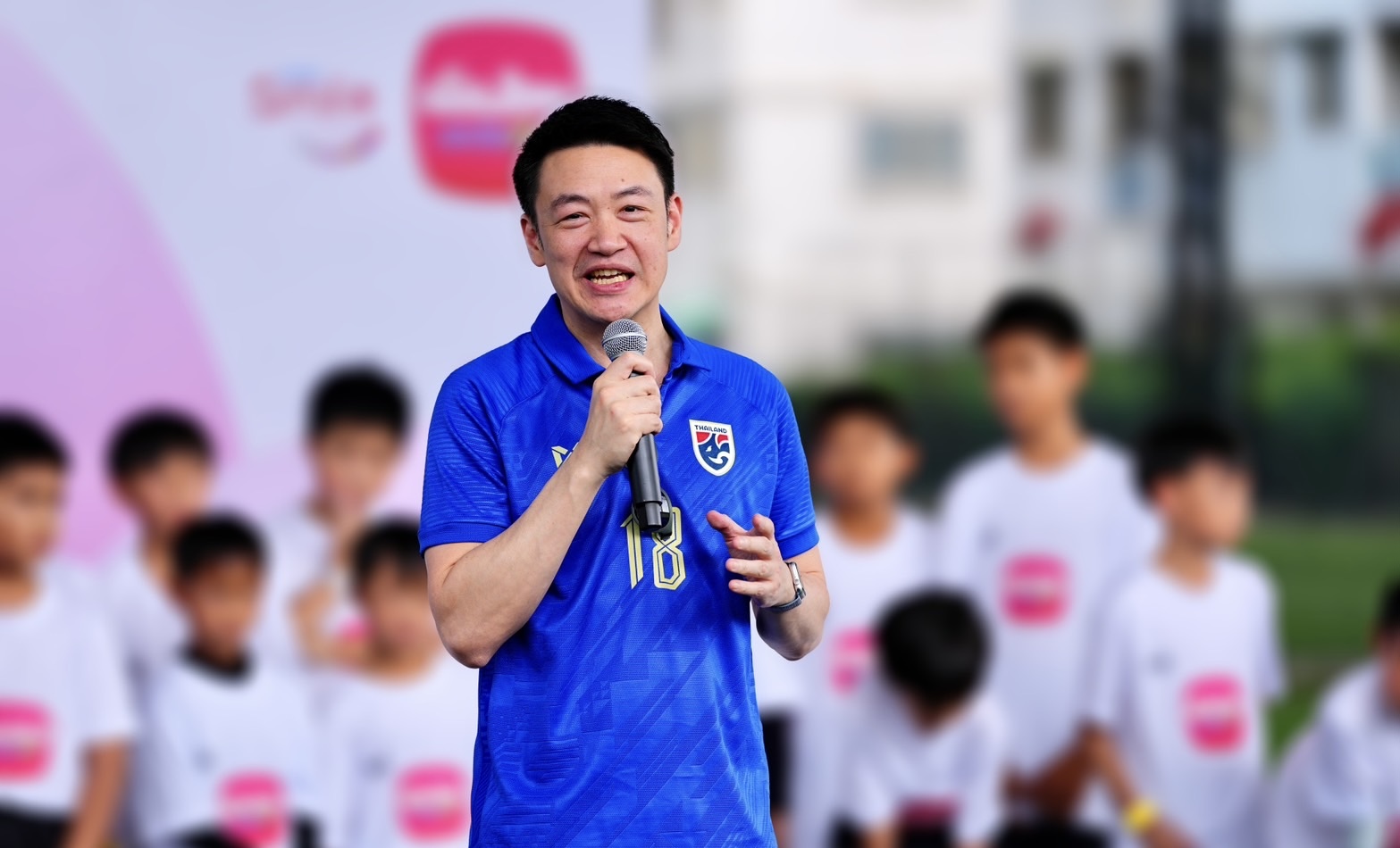 เมืองไทยสไมล์คลับ จัดกิจกรรม “เมืองไทยสไมล์ ฟุตบอลคลินิก”ร่วมเติมเต็มความฝัน พร้อมสร้างแรงบันดาลใจ สู่การเป็นนักฟุตบอลมืออาชีพ