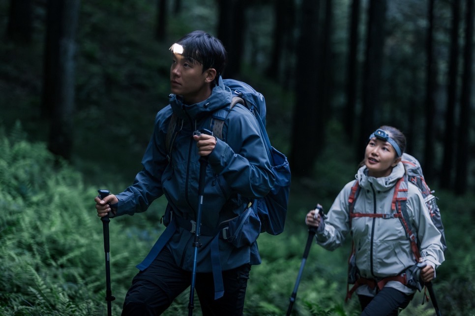 เผยเทรนด์ฮิต ดูแลสุขภาพยุคใหม่ของกลุ่ม Gen Y – Gen Z“กิจกรรมกลางแจ้ง รวมกลุ่มเข้าป่า ตั้งแคมป์ ให้ธรรมชาติฮีลใจ”ดีแคทลอน ตอบรับกระแสปลายปี เปิดสาขาใหม่ บางกะปิ ด้วยกลยุทธ์ “Bring Sport Closer to People”