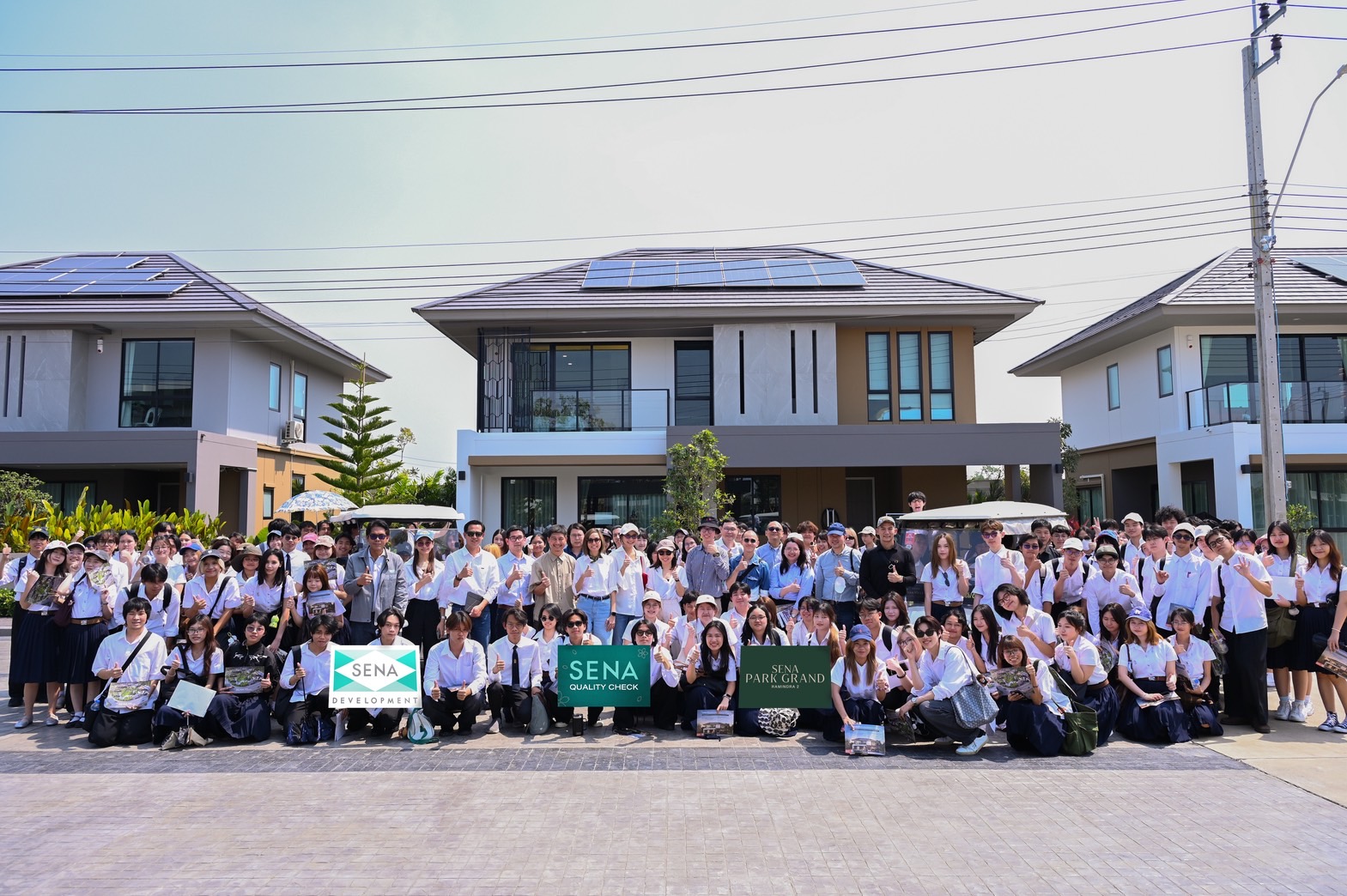 SENA เปิดโครงการ “เสนา พารค์แกรนด์ รามอินทรา 2” และไซต์ก่อสร้างจริง เสริมประสบการณ์เรียนรู้ภาคสนามให้นิสิตสถาปัตย์ จุฬาฯ