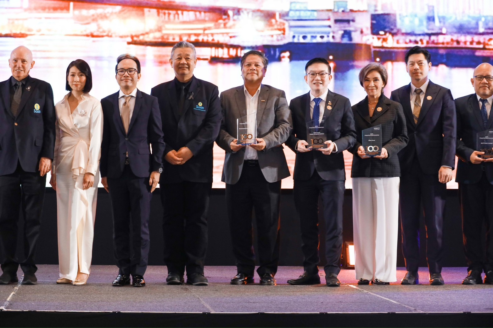 กบข. รับรางวัล 2025Outperforming Enterprises สะท้อนความแข็งแกร่งขององค์กร